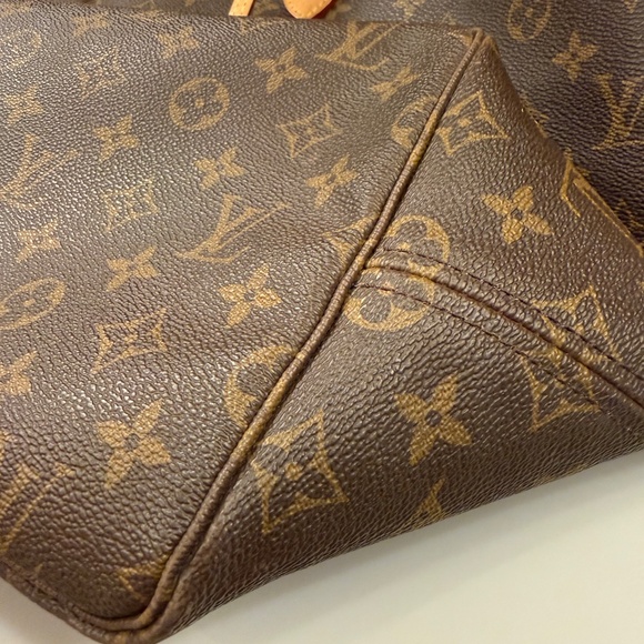 Louis Vuitton Neverfull Monogram GM - Picture 14 of 15